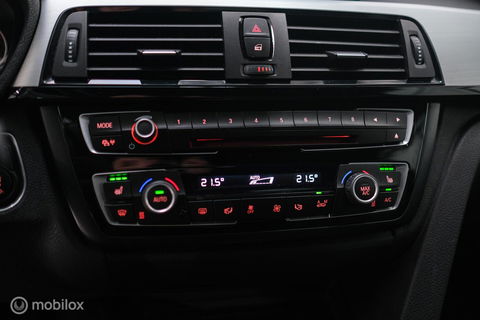 BMW 4 Serie Coupé 430i Centennial High Executive | Veel opties | Adaptive | Lane assist | Trekhaak | Leder | Stuurwiel verwarmd | Navipro |