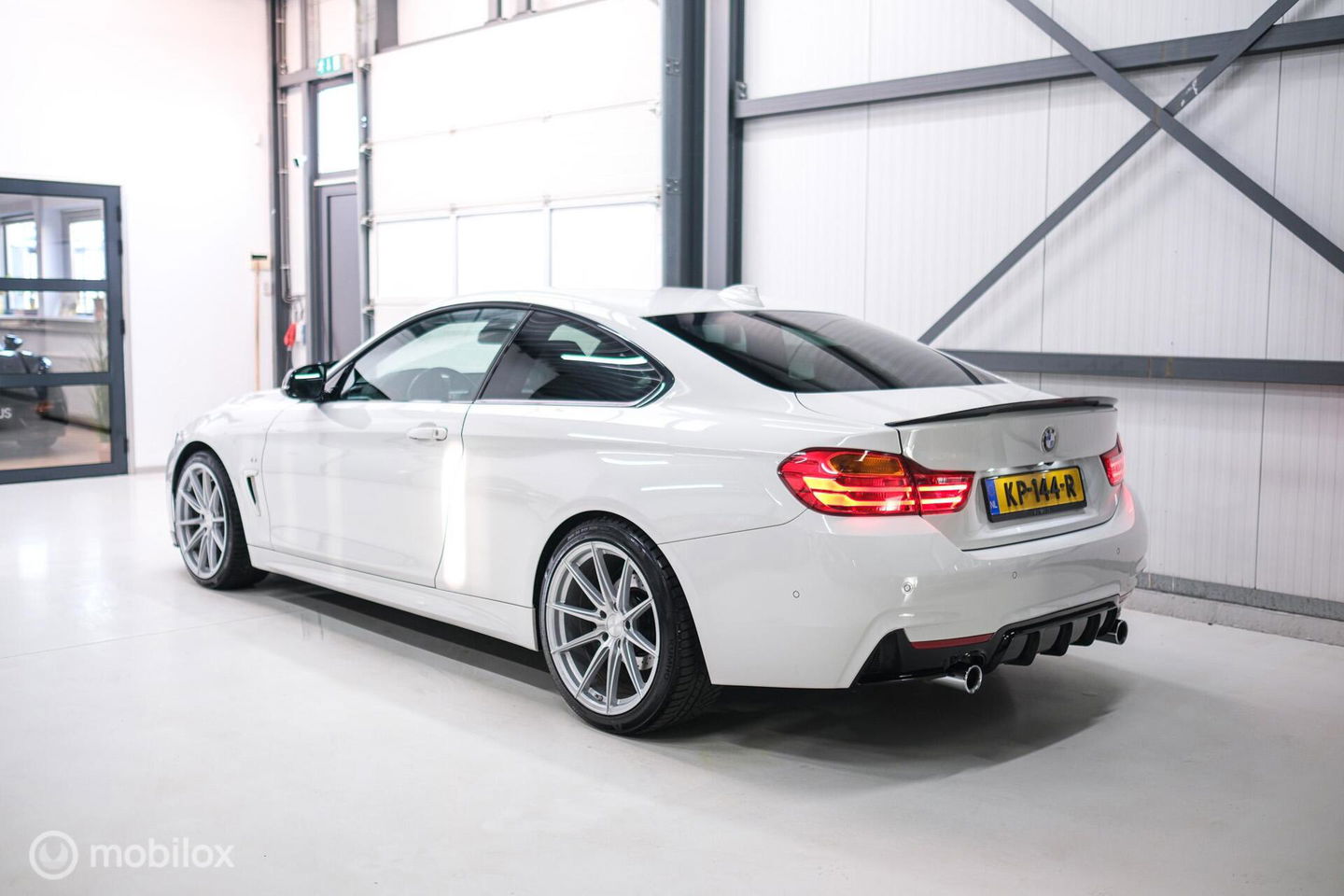 BMW 4 Serie Coupé 430i Centennial High Executive | Veel opties | Adaptive | Lane assist | Trekhaak | Leder | Stuurwiel verwarmd | Navipro |