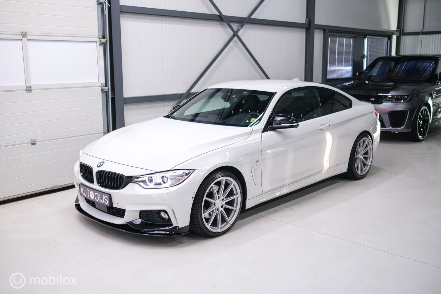BMW 4 Serie Coupé 430i Centennial High Executive | Veel opties | Adaptive | Lane assist | Trekhaak | Leder | Stuurwiel verwarmd | Navipro |