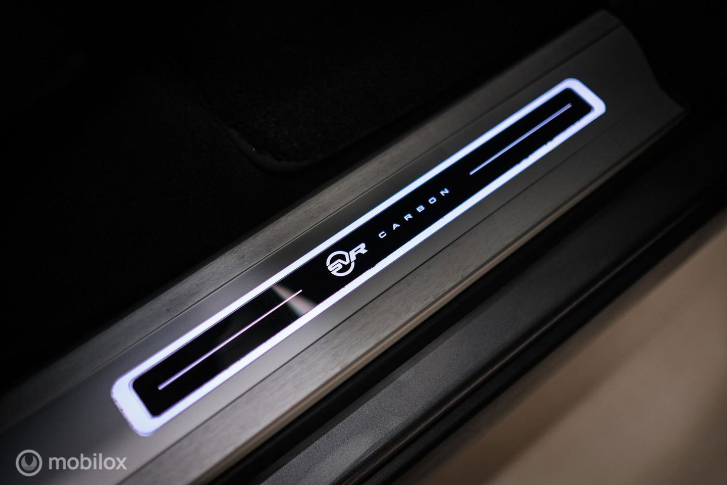 Land Rover Range Rover Sport P575 SVR Carbon Edition