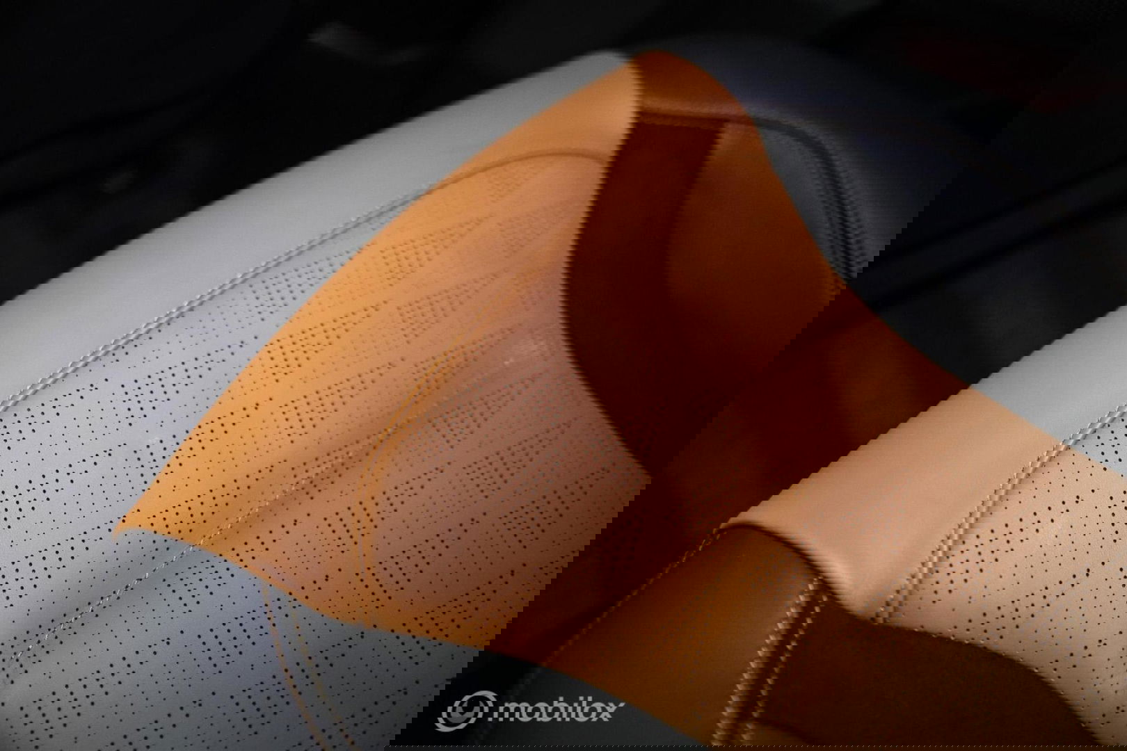 Land Rover Range Rover Sport P575 SVR Carbon Edition