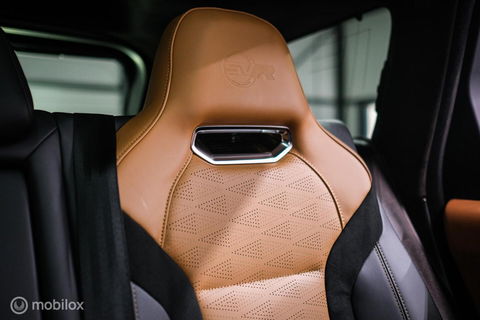 Land Rover Range Rover Sport P575 SVR Carbon Edition