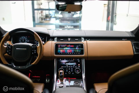 Land Rover Range Rover Sport P575 SVR Carbon Edition