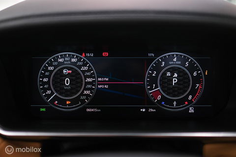 Land Rover Range Rover Sport P575 SVR Carbon Edition