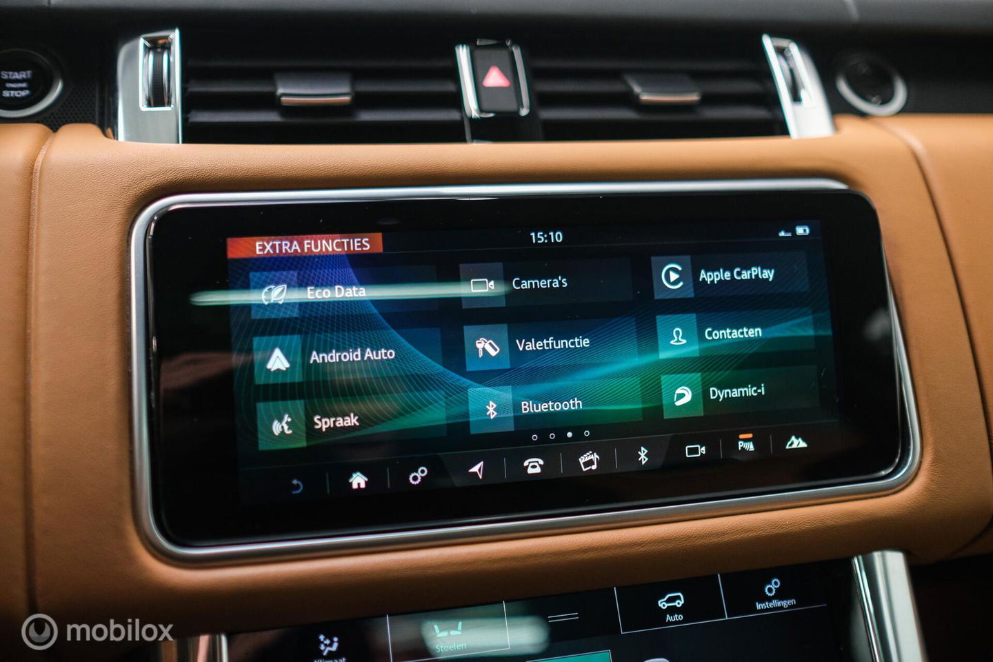 Land Rover Range Rover Sport P575 SVR Carbon Edition