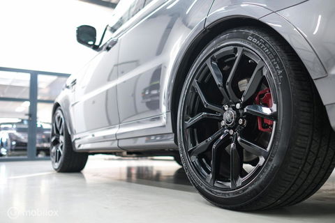 Land Rover Range Rover Sport P575 SVR Carbon Edition