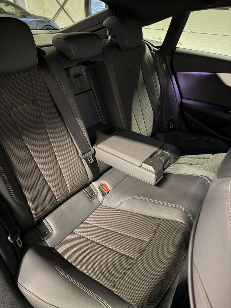 Audi A5 Sportback S-line Pano Virtual Sfeer Black optic NAP