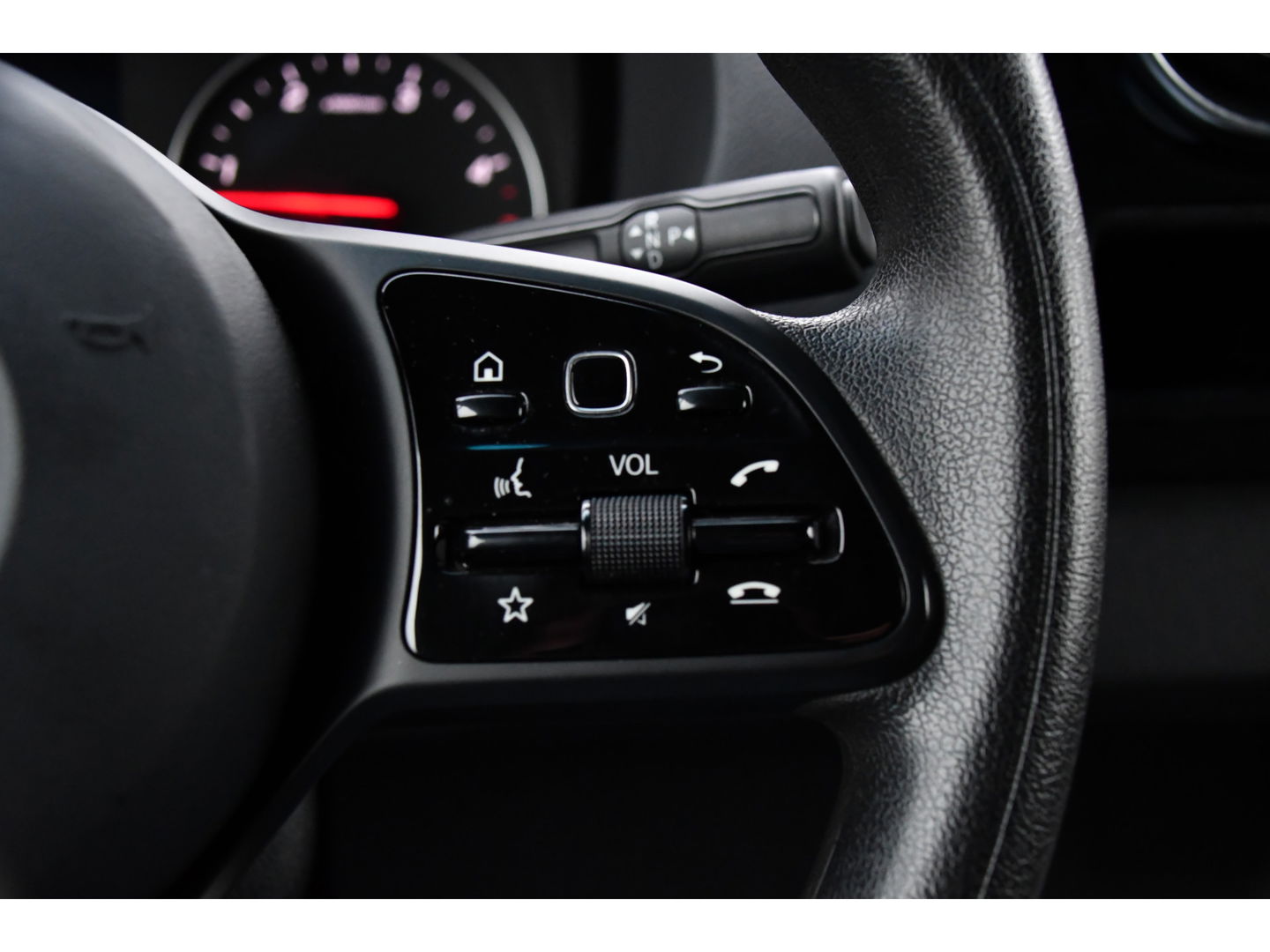 Mercedes-Benz Sprinter 319 V6 3.0 CDI L2H2 Camera, Cruise, 10,5'' Mbux, Automaat, Carplay, Multimedia, Trekhaak, Uniek!