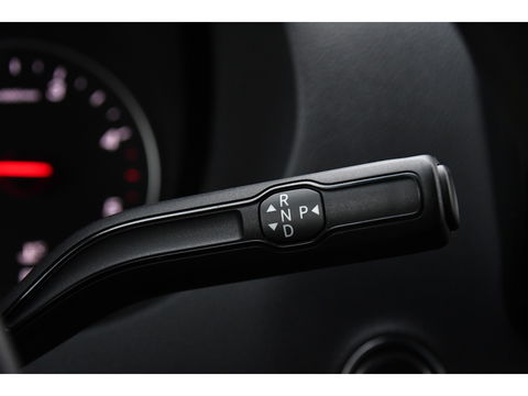 Mercedes-Benz Sprinter 319 V6 3.0 CDI L2H2 Camera, Cruise, 10,5'' Mbux, Automaat, Carplay, Multimedia, Trekhaak, Uniek!