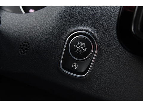 Mercedes-Benz Sprinter 319 V6 3.0 CDI L2H2 Camera, Cruise, 10,5'' Mbux, Automaat, Carplay, Multimedia, Trekhaak, Uniek!