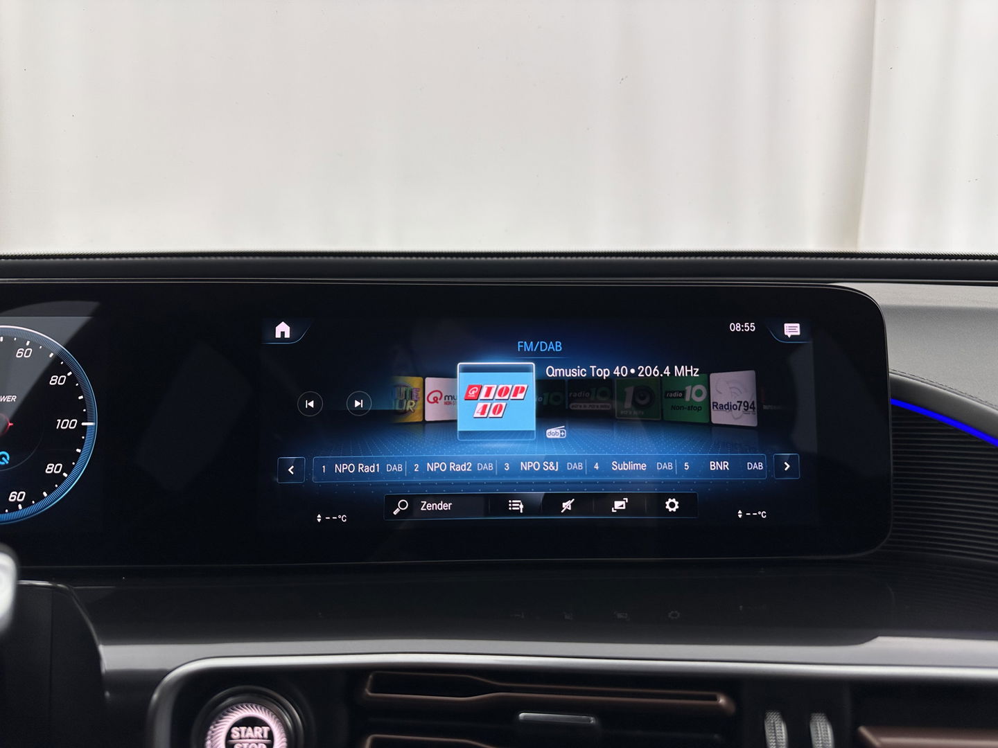 Mercedes-Benz EQC 400 4MATIC Business Solution Luxury 80 kWh {SOH-89%} (INCL.BTW) Aut.*LEATHER | FULL-LED | DISTRONIC | BLINDSPOT | HEATED-COMFORTSEATS | DIGI-WIDESCREEN | DAB+ | KEYLESS | AMBIENTLIGHT | NAVI-FULLMAP | ECC | PRIVACY-GLASS | PDC | 20''ALU*