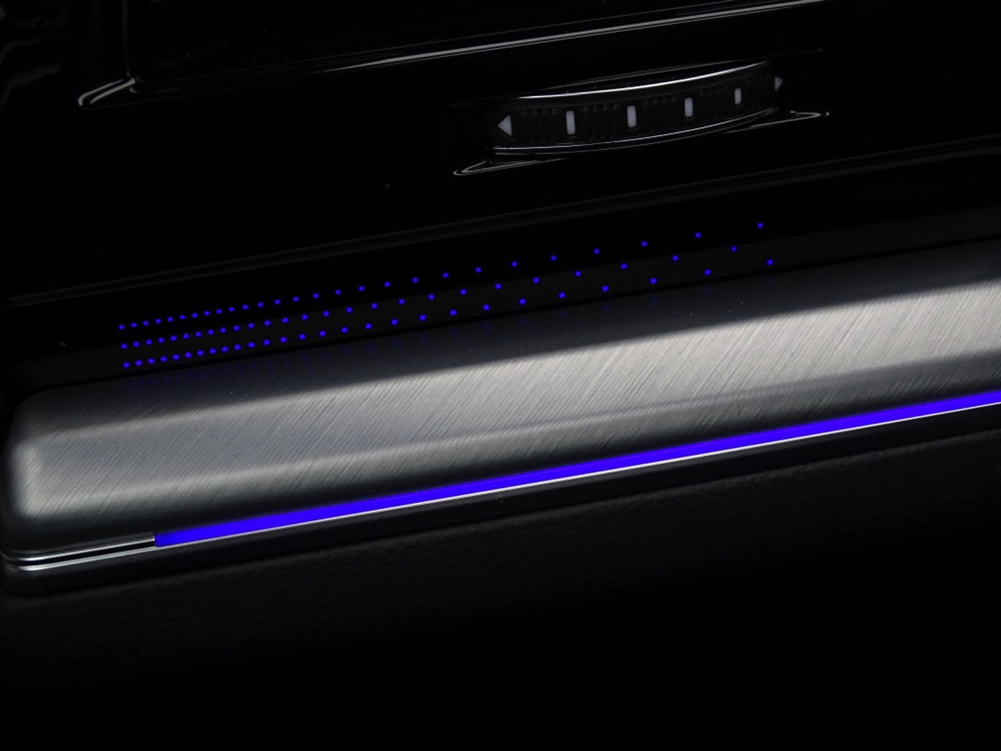 Volkswagen Touareg 3.0 TSI e-Hybrid 381PK / pano / 360° / trekhaak