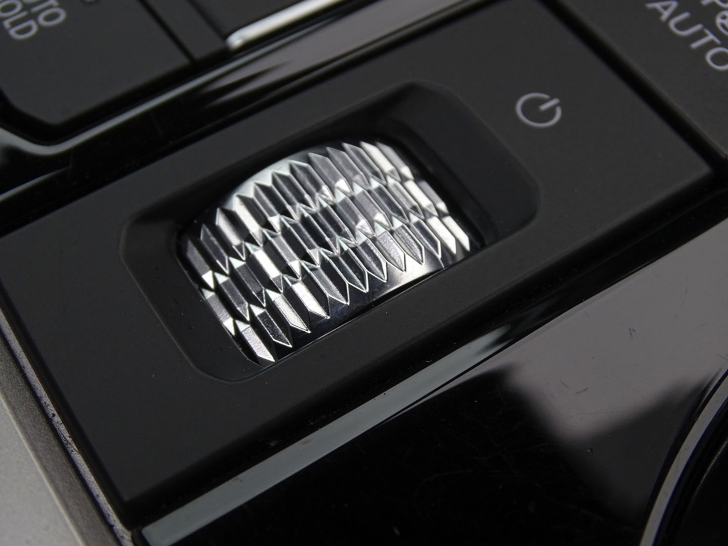 Volkswagen Touareg 3.0 TSI e-Hybrid 381PK / pano / 360° / trekhaak