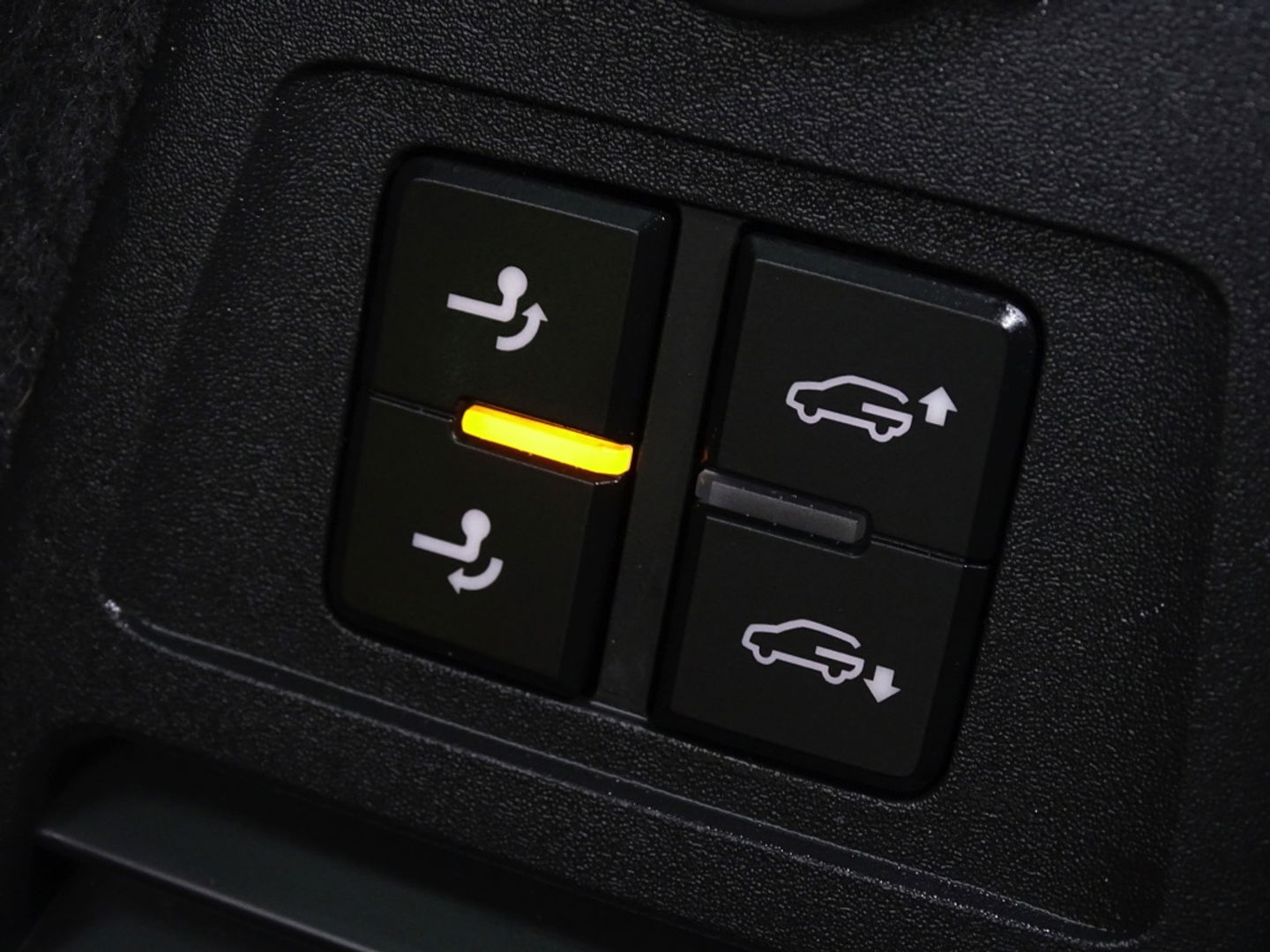 Volkswagen Touareg 3.0 TSI e-Hybrid 381PK / pano / 360° / trekhaak