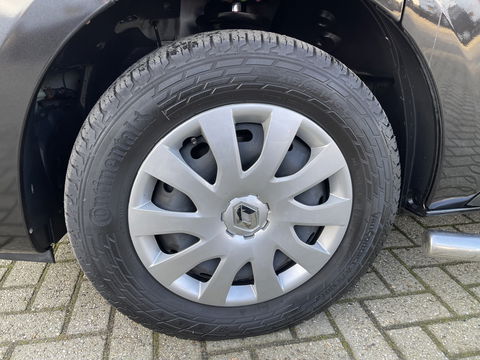 Renault Trafic 2.0 dCi 120pk T29 L2H1 Work Edition / vaste prijs rijklaar € 17.950 ex btw / lease vanaf € 302 / zwart metallic / ingerichte laadruimte / camera / airco / cruise / trekhaak !