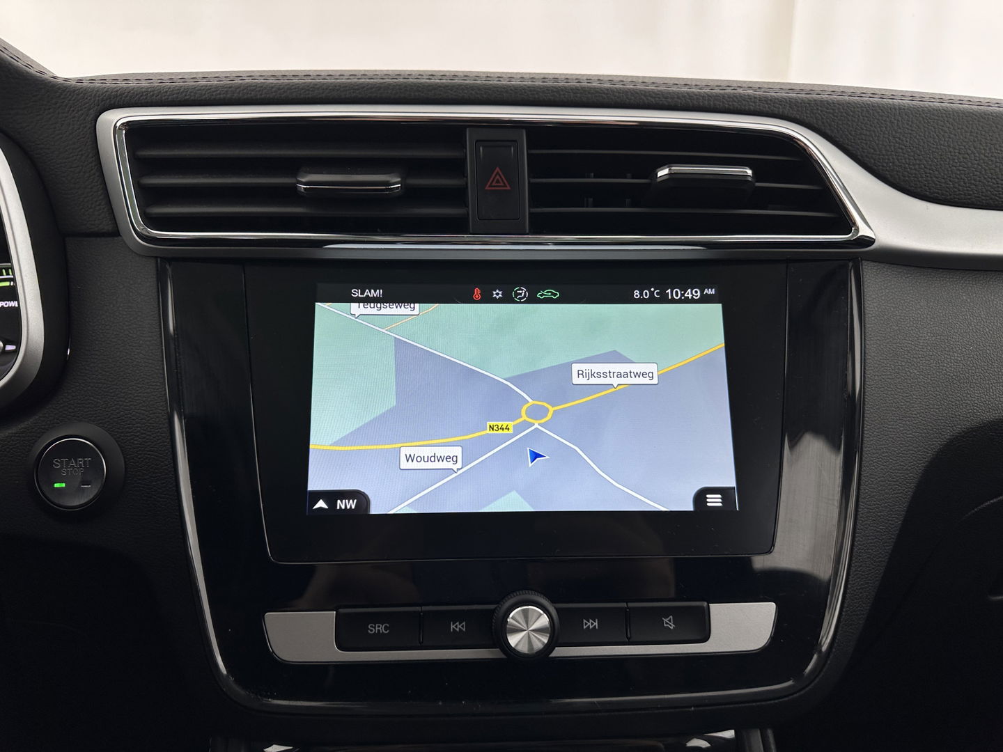 MG ZS EV Luxury 45 kWh {SOH-91%} (INCL-BTW) Aut. *PANO | LEATHER | CCS-FASTLOADER | KEYLESS | NAVI-FULLMAP | ADAPTIVE-CRUISE | CAMERA | HEATED-SPORTSEATS | CARPLAY | BLINDSPOT | DAB | LANE-ASSIST | 17''ALU*