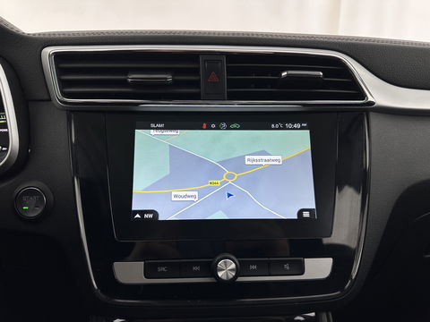 MG ZS EV Luxury 45 kWh {SOH-91%} (INCL-BTW) Aut. *PANO | LEATHER | CCS-FASTLOADER | KEYLESS | NAVI-FULLMAP | ADAPTIVE-CRUISE | CAMERA | HEATED-SPORTSEATS | CARPLAY | BLINDSPOT | DAB | LANE-ASSIST | 17''ALU*