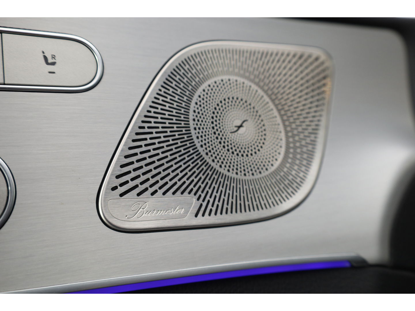 Mercedes-Benz GLE 350 e 4MATIC AMG-Line | Pano | HUD | Burmester | 21'' | 360cam | Treeplanken | Leder | Elek. Trekhaak | Memory seats | Adapt. Cruise | Keyless