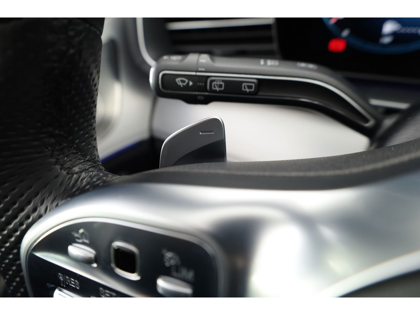 Mercedes-Benz GLE 350 e 4MATIC AMG-Line | Pano | HUD | Burmester | 21'' | 360cam | Treeplanken | Leder | Elek. Trekhaak | Memory seats | Adapt. Cruise | Keyless