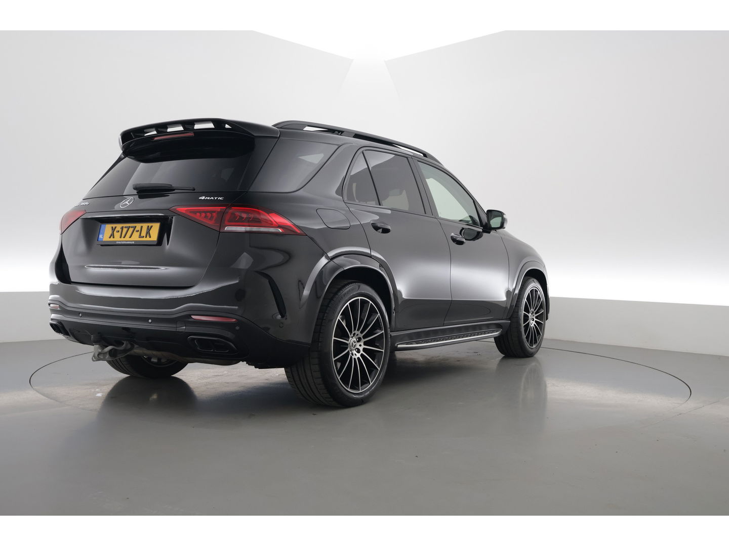 Mercedes-Benz GLE 350 e 4MATIC AMG-Line | Pano | HUD | Burmester | 21'' | 360cam | Treeplanken | Leder | Elek. Trekhaak | Memory seats | Adapt. Cruise | Keyless
