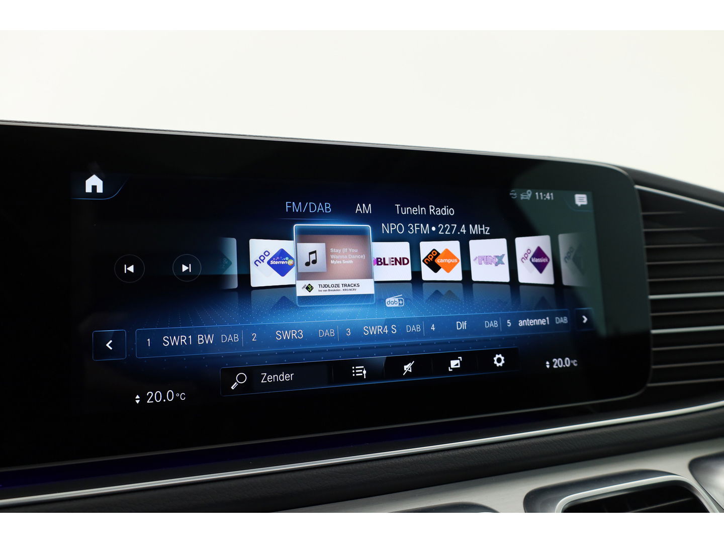 Mercedes-Benz GLE 350 e 4MATIC AMG-Line | Pano | HUD | Burmester | 21'' | 360cam | Treeplanken | Leder | Elek. Trekhaak | Memory seats | Adapt. Cruise | Keyless