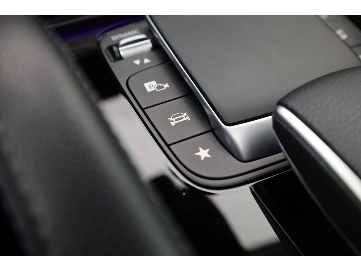 Mercedes-Benz GLE 350 e 4MATIC AMG-Line | Pano | HUD | Burmester | 21'' | 360cam | Treeplanken | Leder | Elek. Trekhaak | Memory seats | Adapt. Cruise | Keyless