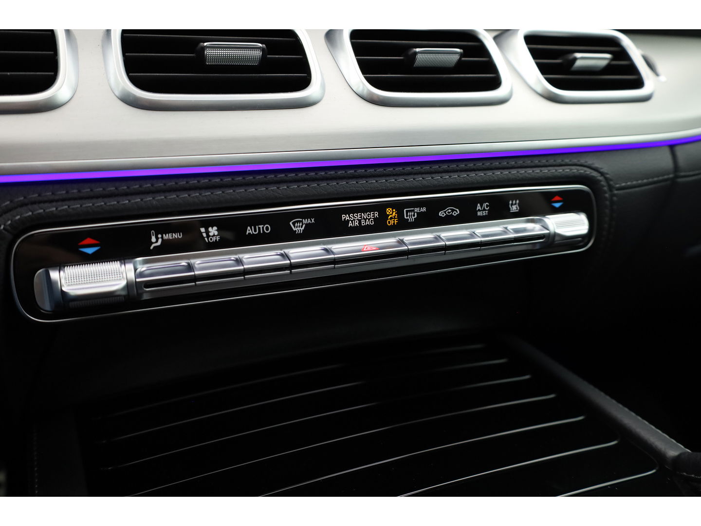 Mercedes-Benz GLE 350 e 4MATIC AMG-Line | Pano | HUD | Burmester | 21'' | 360cam | Treeplanken | Leder | Elek. Trekhaak | Memory seats | Adapt. Cruise | Keyless