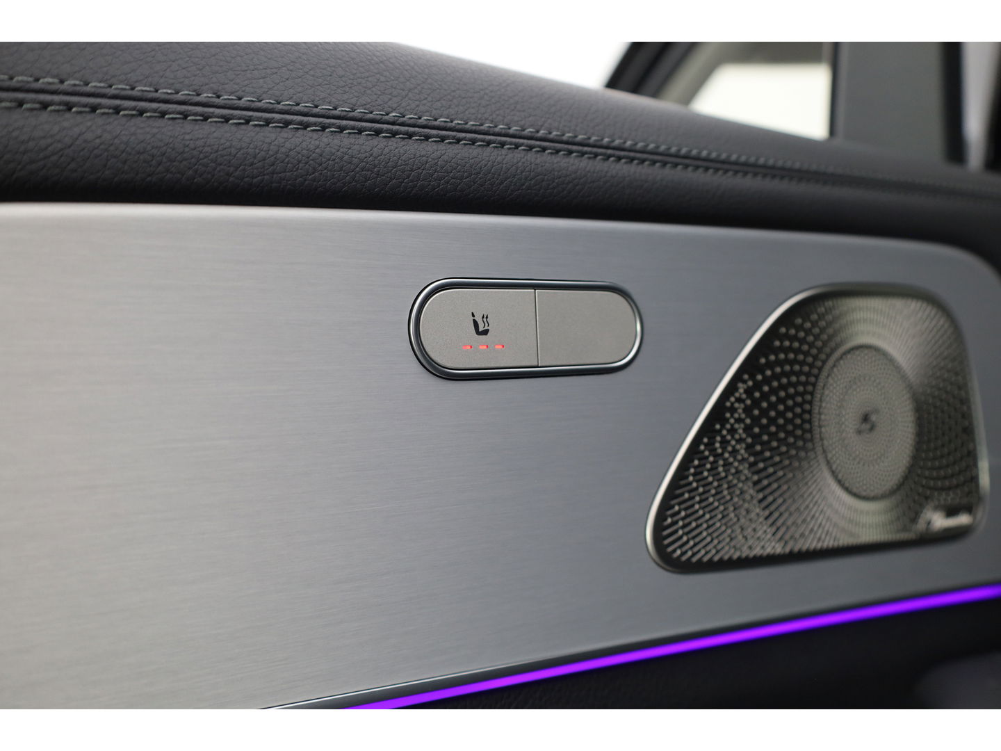 Mercedes-Benz GLE 350 e 4MATIC AMG-Line | Pano | HUD | Burmester | 21'' | 360cam | Treeplanken | Leder | Elek. Trekhaak | Memory seats | Adapt. Cruise | Keyless