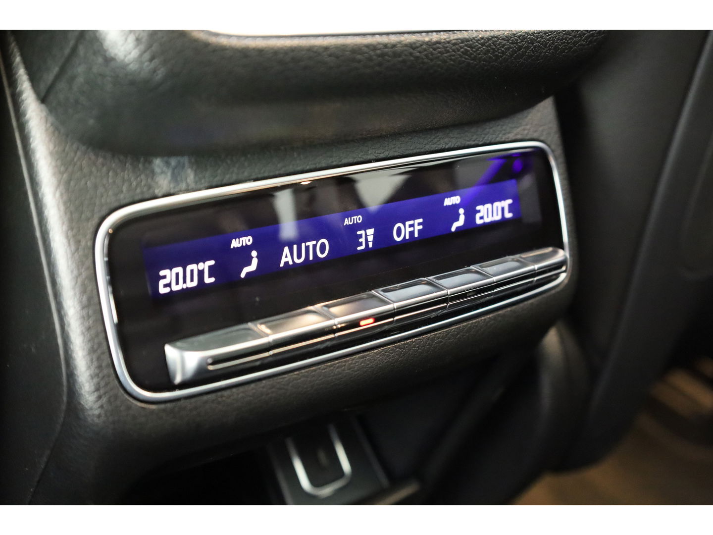 Mercedes-Benz GLE 350 e 4MATIC AMG-Line | Pano | HUD | Burmester | 21'' | 360cam | Treeplanken | Leder | Elek. Trekhaak | Memory seats | Adapt. Cruise | Keyless