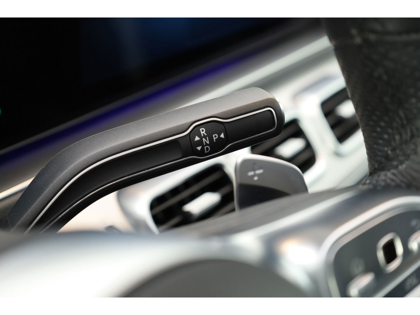 Mercedes-Benz GLE 350 e 4MATIC AMG-Line | Pano | HUD | Burmester | 21'' | 360cam | Treeplanken | Leder | Elek. Trekhaak | Memory seats | Adapt. Cruise | Keyless