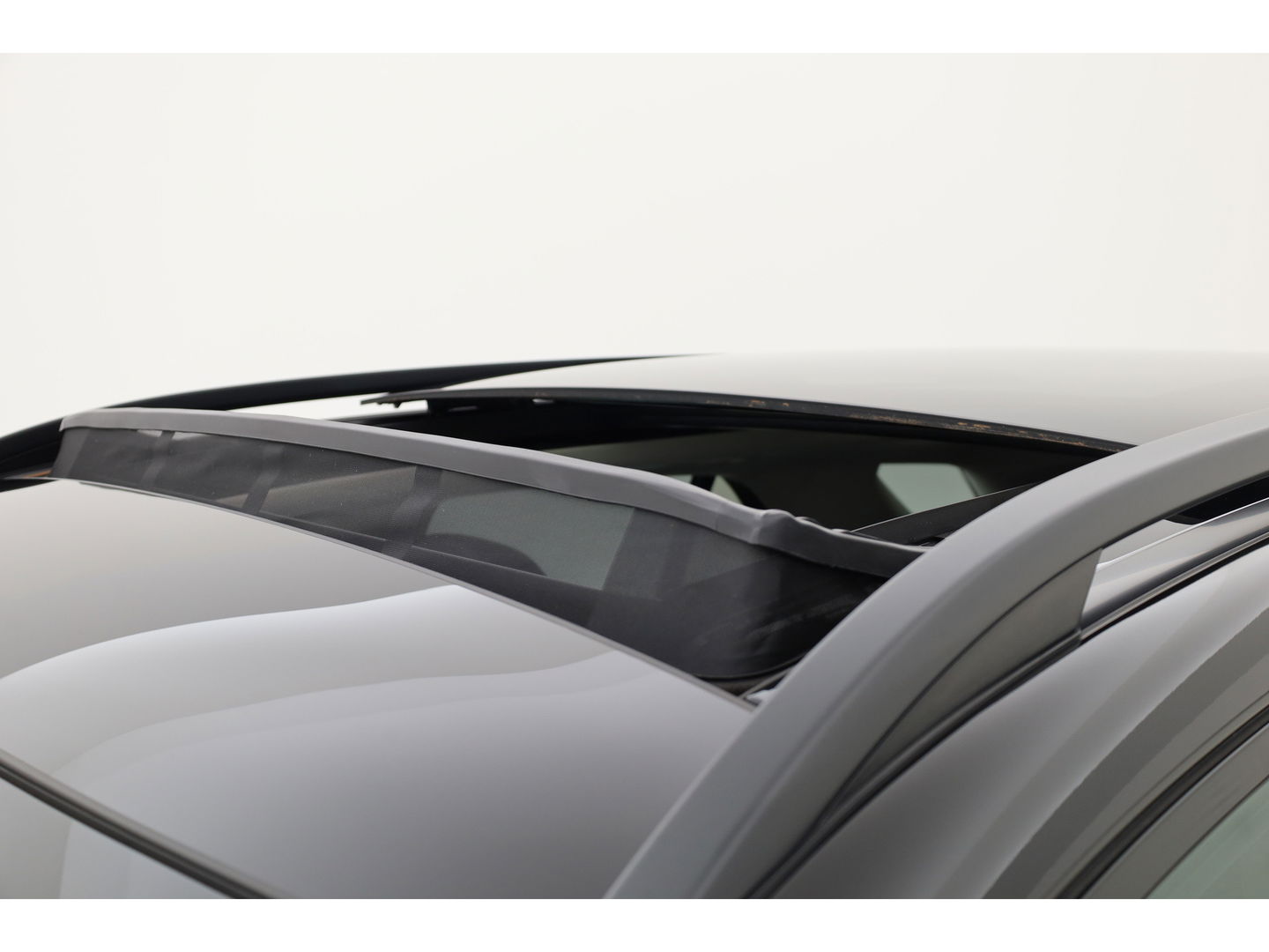 Mercedes-Benz GLE 350 e 4MATIC AMG-Line | Pano | HUD | Burmester | 21'' | 360cam | Treeplanken | Leder | Elek. Trekhaak | Memory seats | Adapt. Cruise | Keyless