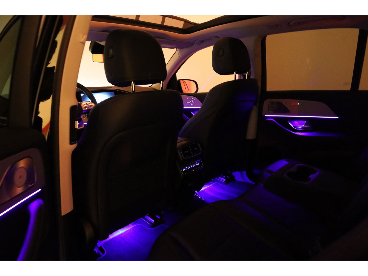 Mercedes-Benz GLE 350 e 4MATIC AMG-Line | Pano | HUD | Burmester | 21'' | 360cam | Treeplanken | Leder | Elek. Trekhaak | Memory seats | Adapt. Cruise | Keyless