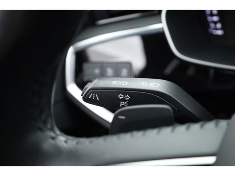 Audi Q3 Sportback 35 TFSI S Line | Pano | Bang & Olufsen | Standkachel | Camera | Adapt. Cruise | Elek. Trekhaak | Stoelverw. | Dodehoekdet. |