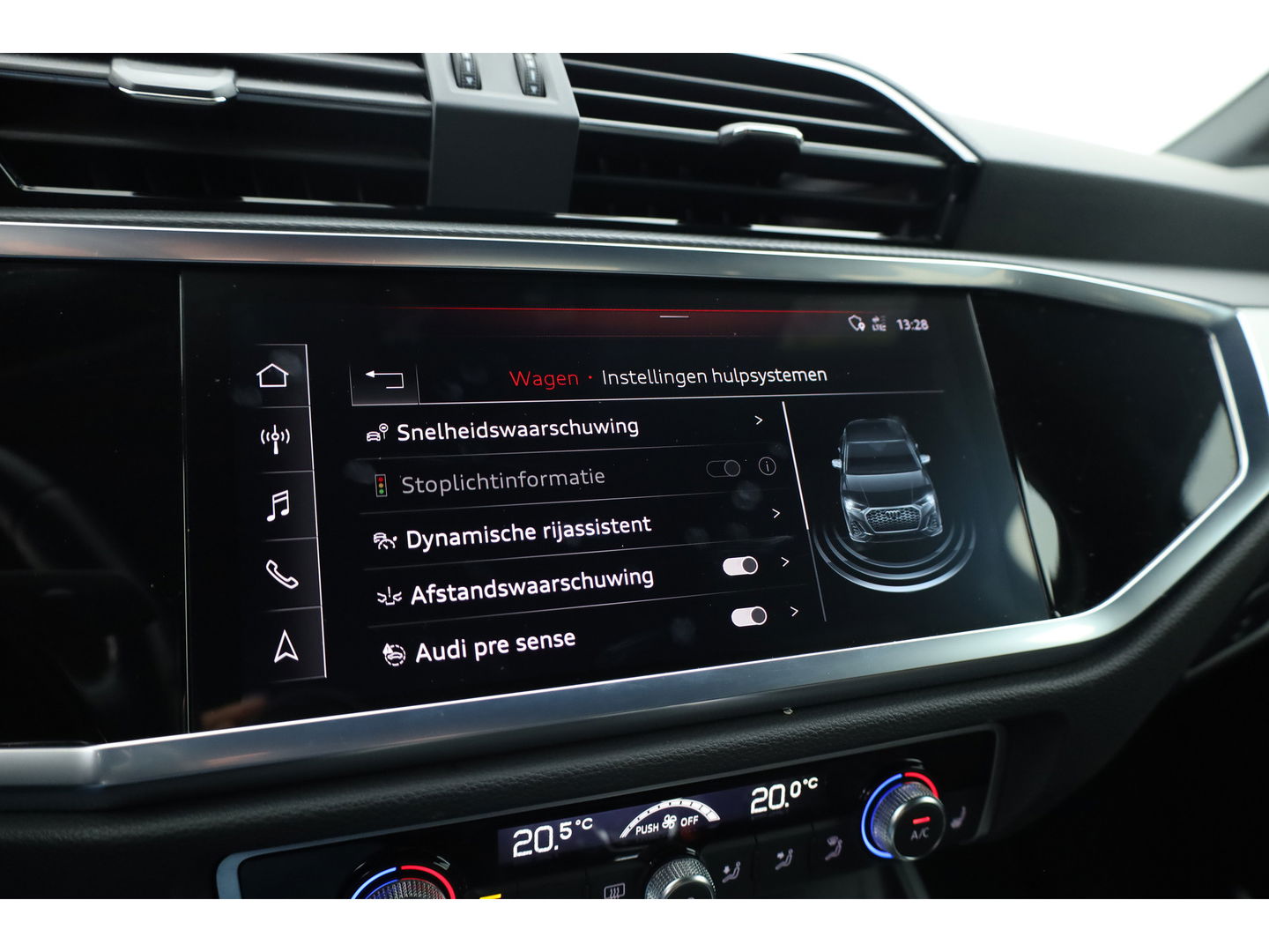 Audi Q3 Sportback 35 TFSI S Line | Pano | Bang & Olufsen | Standkachel | Camera | Adapt. Cruise | Elek. Trekhaak | Stoelverw. | Dodehoekdet. |