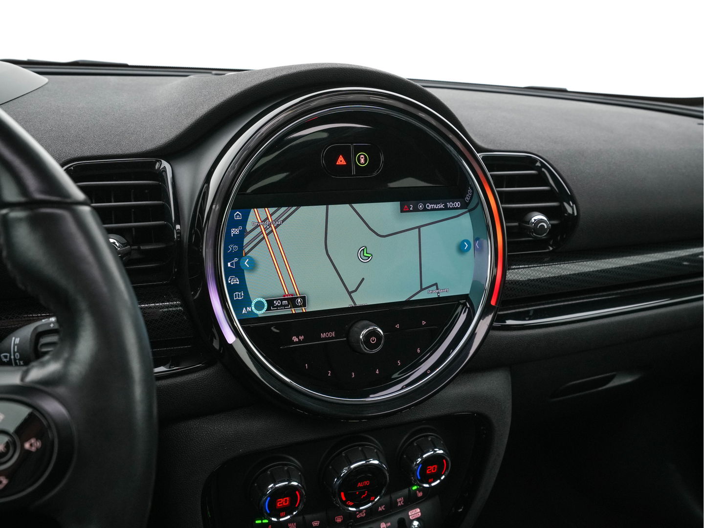 MINI Clubman 2.0 Cooper S ALL4 Premier Plus JCW (INCL-BTW) Aut * PANO | LEATHER | FULL-LED | HEATED-SPORTSEATS | DIGI-COCKPIT | AMBIENT-LIGHT | PRIVACY-GLASS | HEAD-UP | PDC | CAMERA | DAB  | KEYLESS | TOWBAR | 18"ALU*