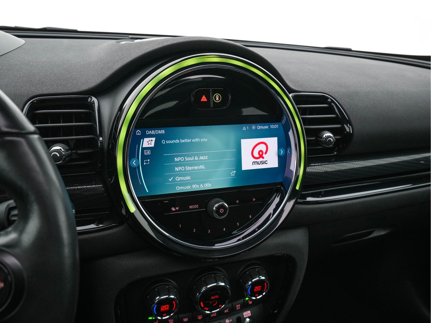 MINI Clubman 2.0 Cooper S ALL4 Premier Plus JCW (INCL-BTW) Aut * PANO | LEATHER | FULL-LED | HEATED-SPORTSEATS | DIGI-COCKPIT | AMBIENT-LIGHT | PRIVACY-GLASS | HEAD-UP | PDC | CAMERA | DAB  | KEYLESS | TOWBAR | 18"ALU*