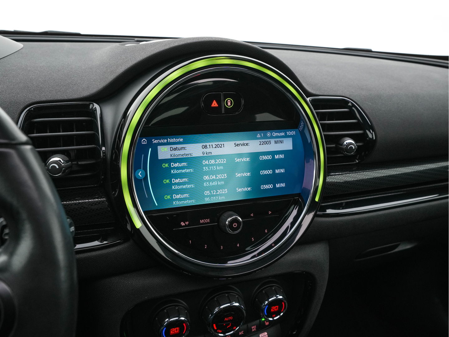 MINI Clubman 2.0 Cooper S ALL4 Premier Plus JCW (INCL-BTW) Aut * PANO | LEATHER | FULL-LED | HEATED-SPORTSEATS | DIGI-COCKPIT | AMBIENT-LIGHT | PRIVACY-GLASS | HEAD-UP | PDC | CAMERA | DAB  | KEYLESS | TOWBAR | 18"ALU*