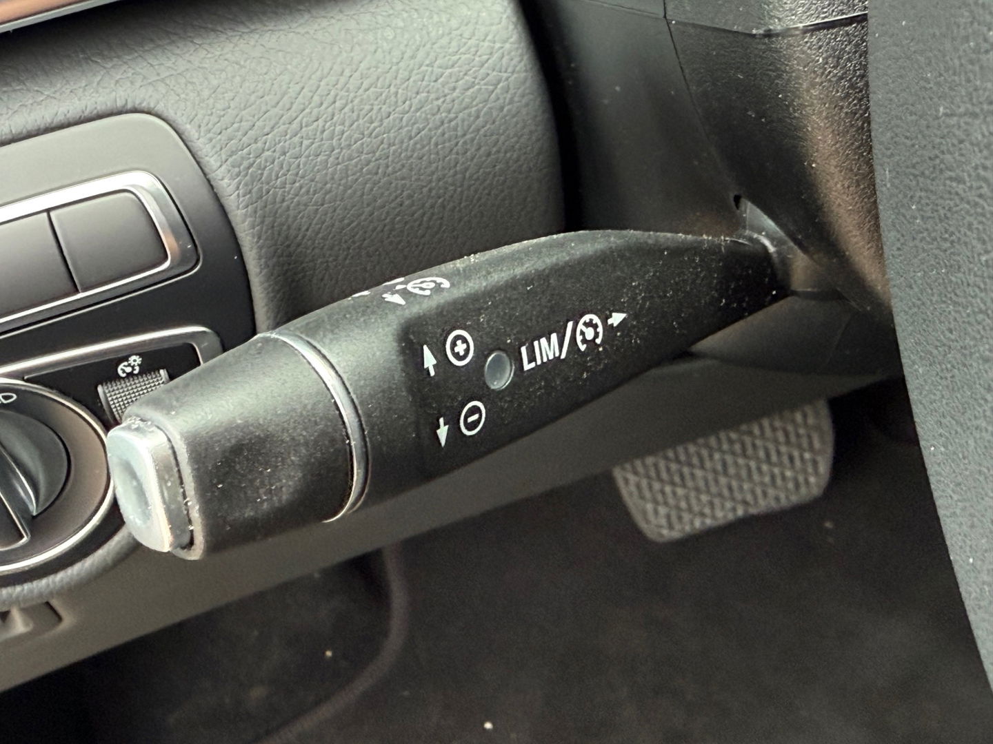 Mercedes-Benz EQV 300 90 kWh - L3 Extra Lang - 2+3+3= 8 Persoons