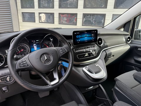 Mercedes-Benz EQV 300 90 kWh - L3 Extra Lang - 2+3+3= 8 Persoons