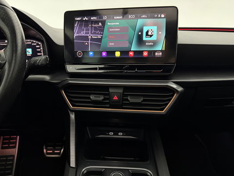 CUPRA Leon Sportstourer 1.4 e-Hybrid VZ Performance | Pano | Virtual | Sfeerverl. | Memory | Stuur/Stoelverw. | Adaptive-Cruise