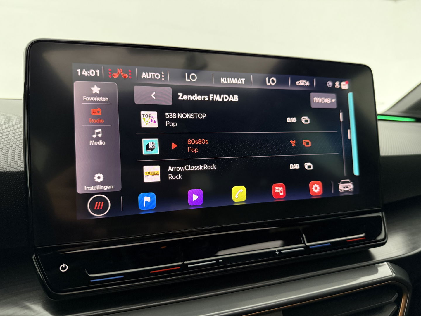 CUPRA Leon Sportstourer 1.4 e-Hybrid VZ Performance | Pano | Virtual | Sfeerverl. | Memory | Stuur/Stoelverw. | Adaptive-Cruise