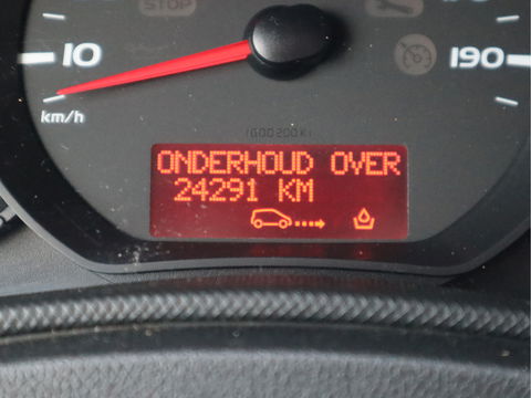 Renault Master T33 2.3 dCi 131pk Euro 6 L1H1 - DC 7 Pers. - Trekhaak - Camera