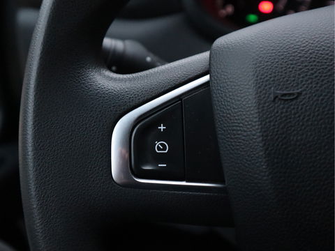 Renault Master T35 2.3 dCi 136pk Euro 6 L2H2 - 2.5t KG Trekhaak - Navi