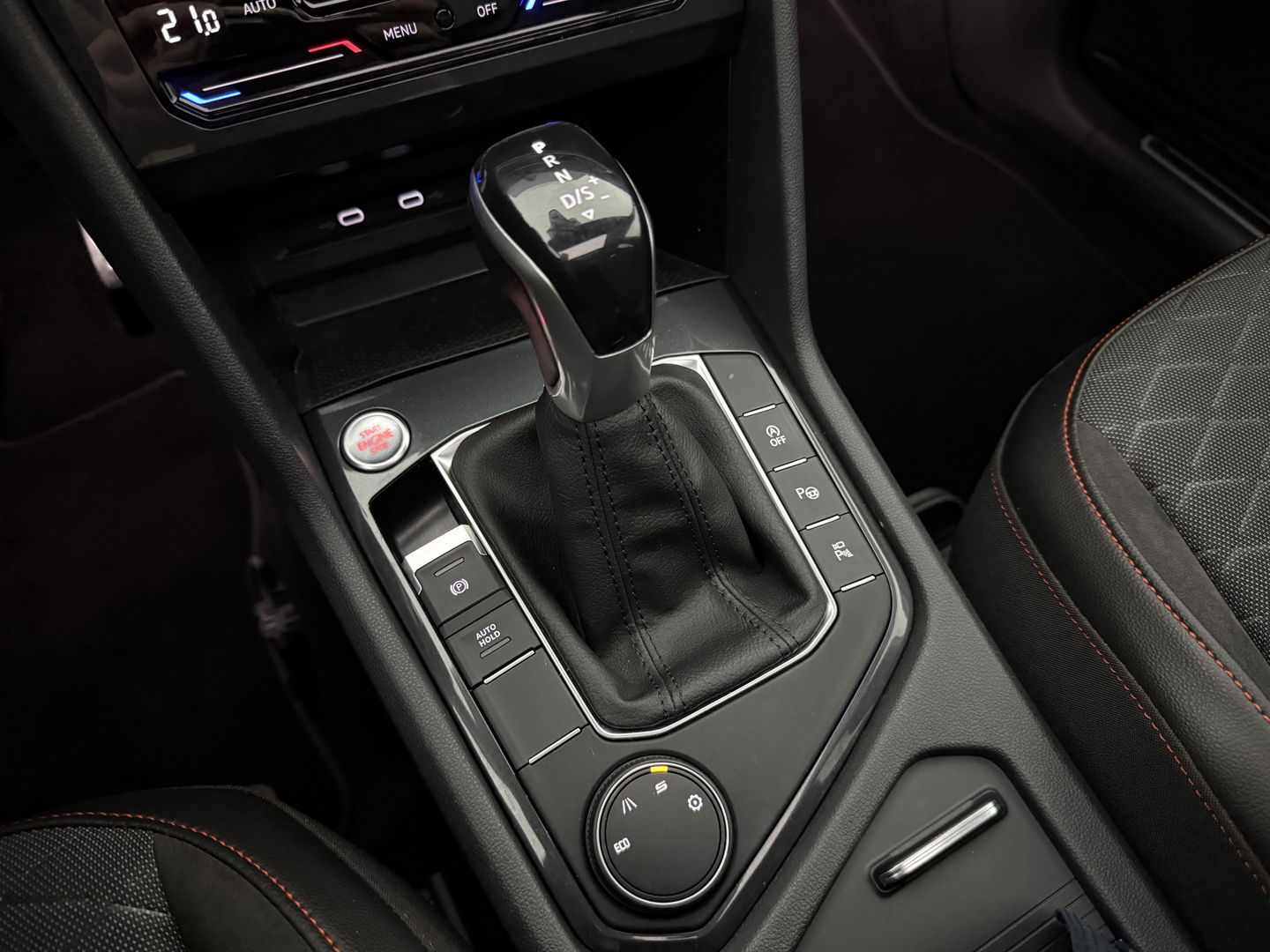 SEAT Tarraco 1.5 TSI FR Business Intense | Pano | Sfeer | Virtual | 360° | Carplay | Trekh. | Memory | Stoelverw. | NAP