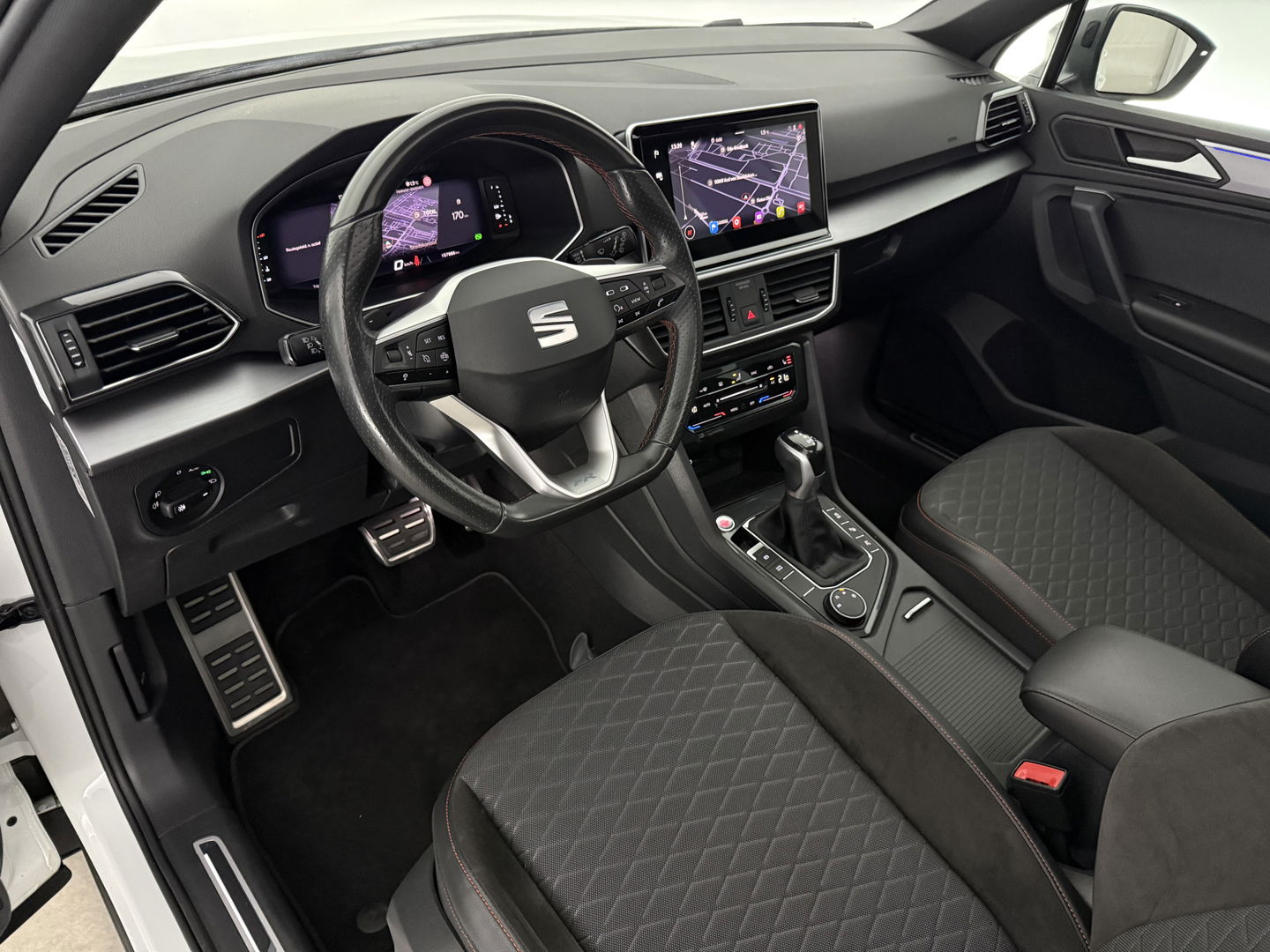 SEAT Tarraco 1.5 TSI FR Business Intense | Pano | Sfeer | Virtual | 360° | Carplay | Trekh. | Memory | Stoelverw. | NAP