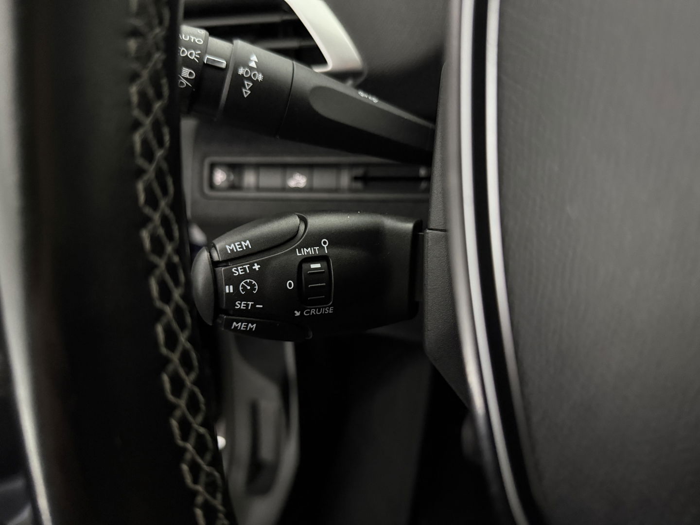 Peugeot 3008 1.2 PureTech | Virtual | Camera | Sfeer | Carplay | Cruise | Stoelverw. | Keyless | NAP