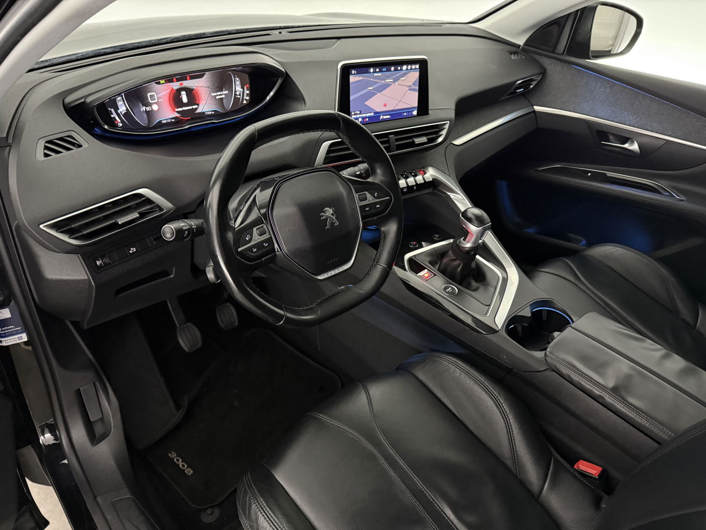 Peugeot 3008 1.2 PureTech | Virtual | Camera | Sfeer | Carplay | Cruise | Stoelverw. | Keyless | NAP