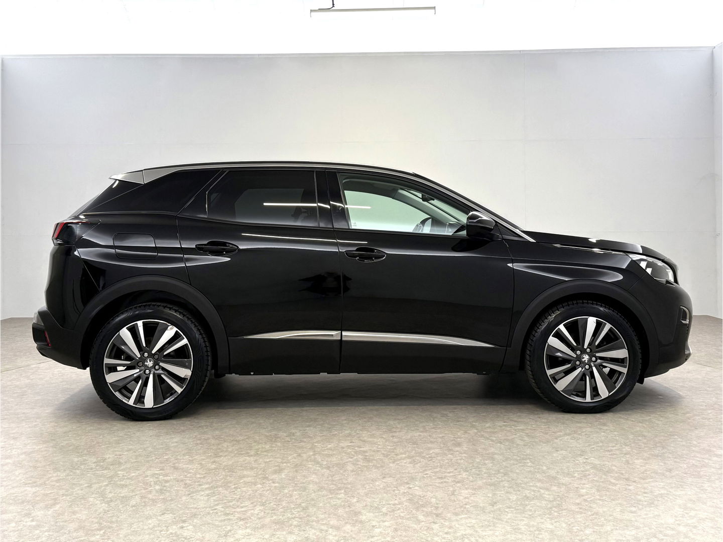 Peugeot 3008 1.2 PureTech | Virtual | Camera | Sfeer | Carplay | Cruise | Stoelverw. | Keyless | NAP