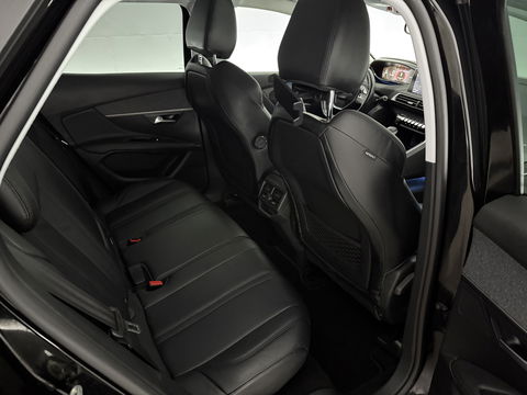 Peugeot 3008 1.2 PureTech | Virtual | Camera | Sfeer | Carplay | Cruise | Stoelverw. | Keyless | NAP