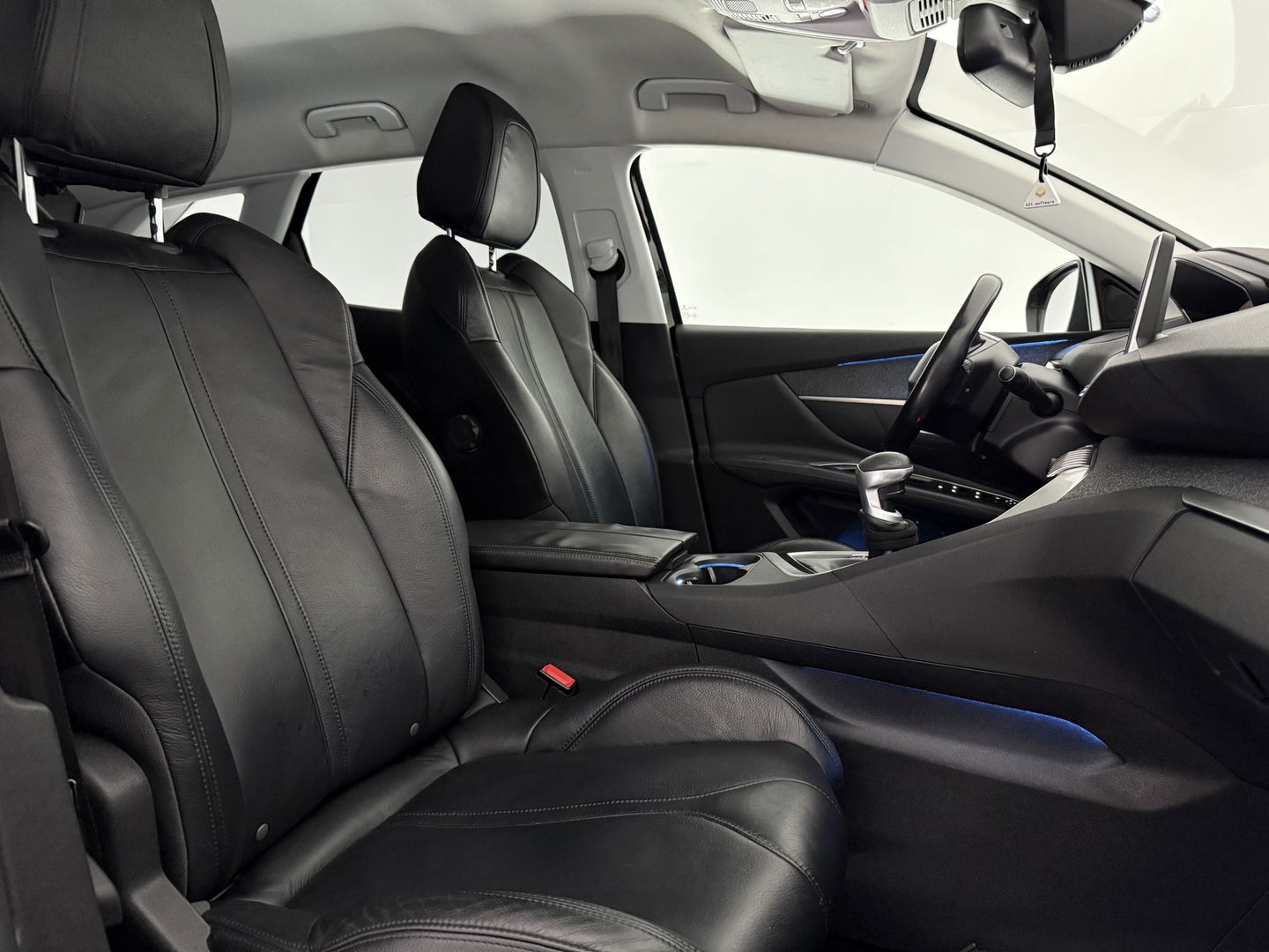 Peugeot 3008 1.2 PureTech | Virtual | Camera | Sfeer | Carplay | Cruise | Stoelverw. | Keyless | NAP